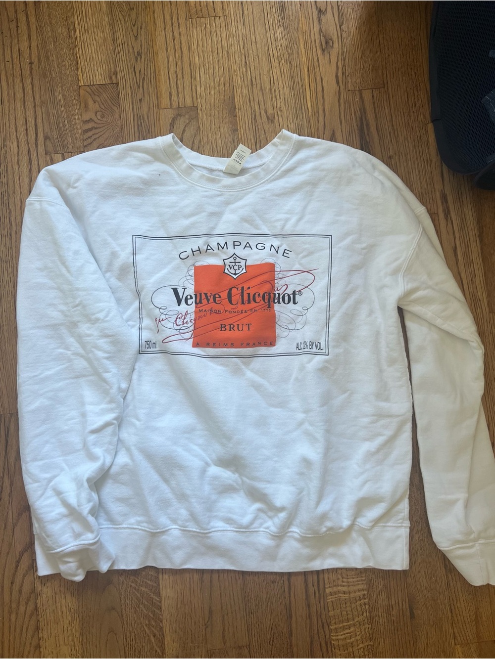 White Graphic Sweatshirt - Veuve
